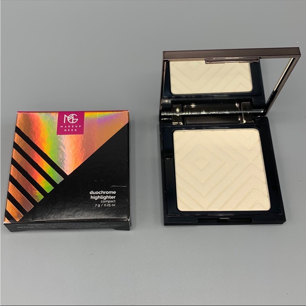 Makeup Geek Duochrome Highlighter